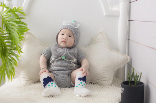 灯塔宝宝揉眼睛是怎么回事 灯塔宝宝揉眼睛是怎么回事